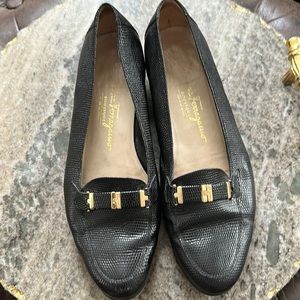 AUTHENTIC Salvatore FERRAGAMO Flats. Dress to impress because U can.